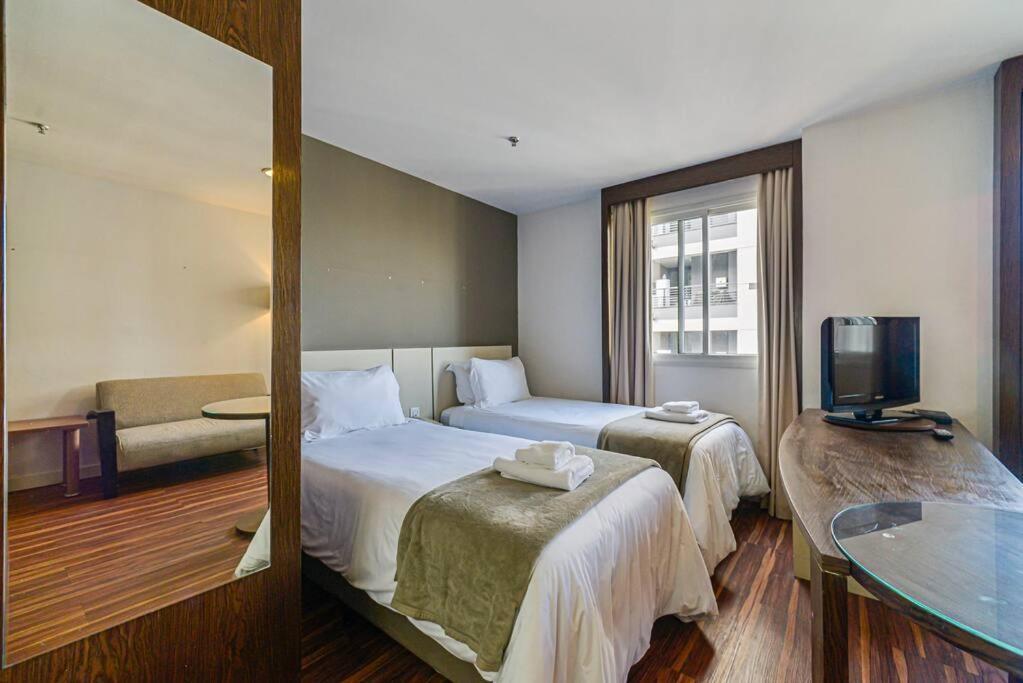 Bhomy Jardins 1 Quadra Da Av Paulista No1709 Hotel São Paulo Eksteriør billede